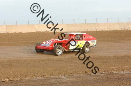 Minneapolis Raceway 5-5-2006 011