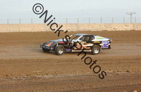 Minneapolis Raceway 5-5-2006 012