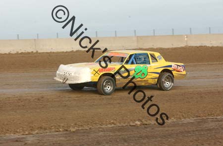 Minneapolis Raceway 5-5-2006 018